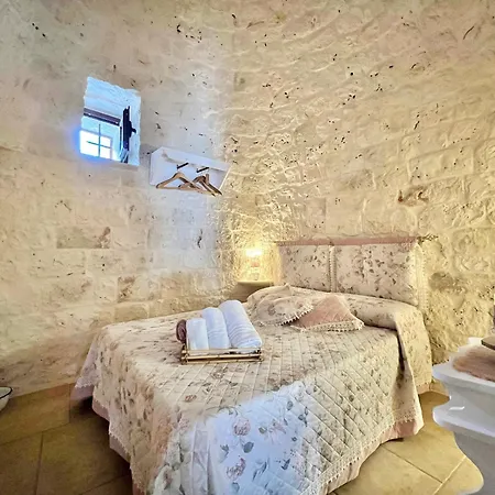 Trulli Delle Cicale * Ceglie Messapica